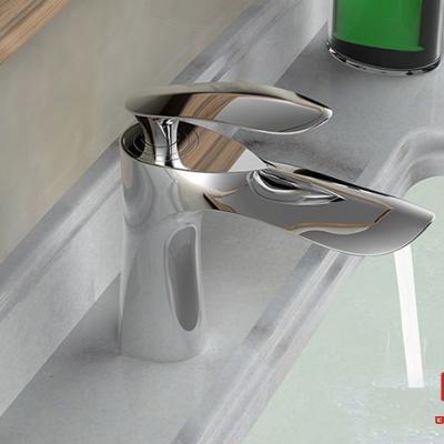 Vòi rửa mặt tay lá thân thấp GB5110B